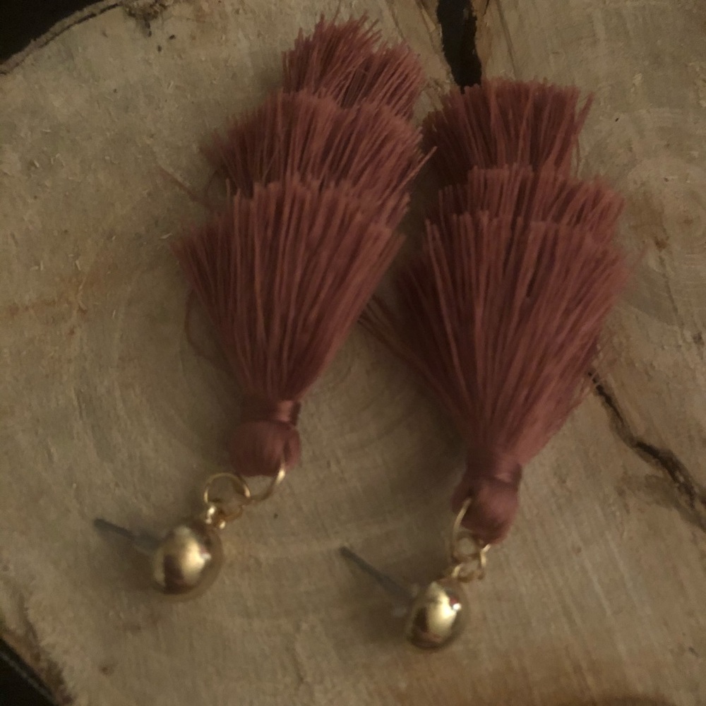 SALE🧡$8 Handmade Gold Colored Knob Tassel Earring